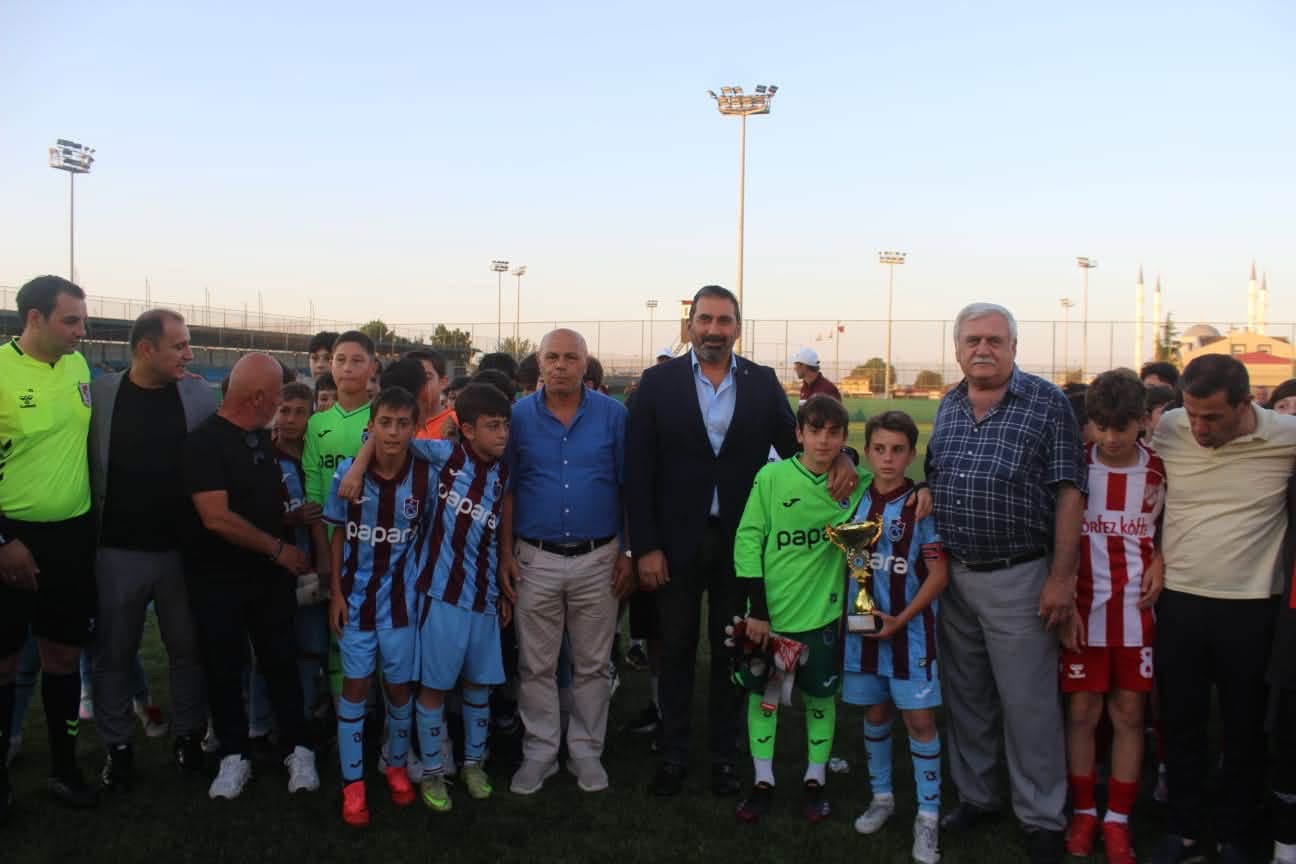 U-12 Şampiyonluk mücadelesi